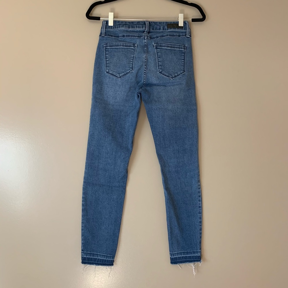 Kenneth Cole Jess Skinny Jean - Picture 4 of 8